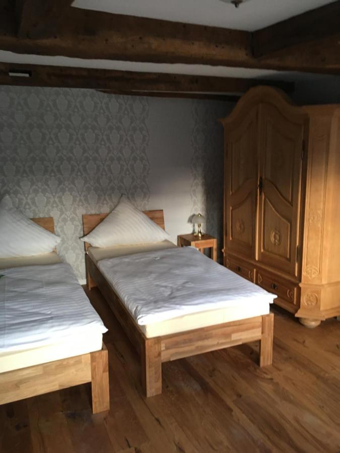 Hotel-Pension Markt-Scheune Anno 1652 弗洛托 外观 照片