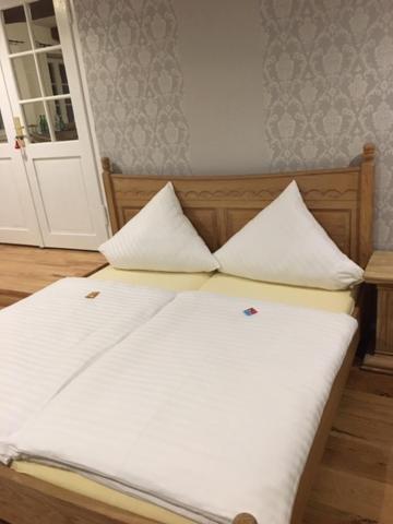 Hotel-Pension Markt-Scheune Anno 1652 弗洛托 外观 照片